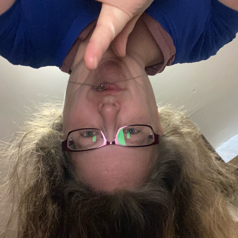 Closet clear out. Ask me to lower the price.